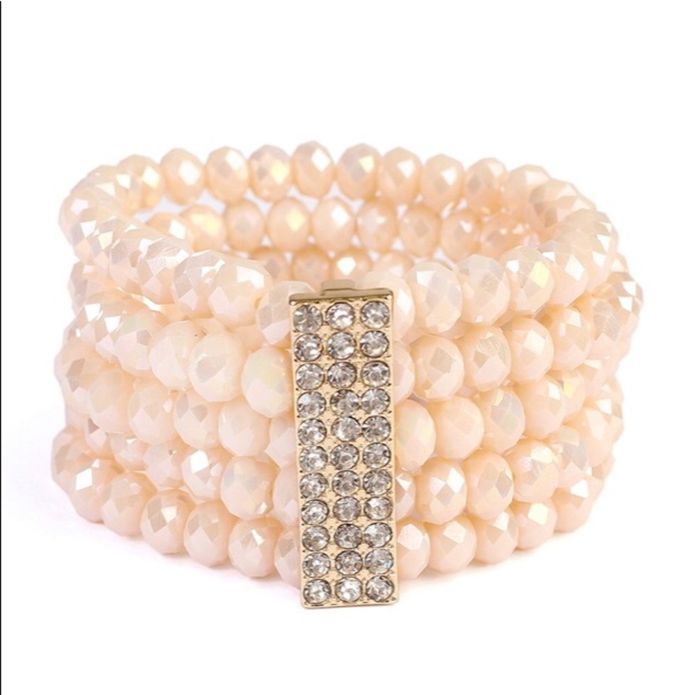 Classic pearl diamond accent stretch bracelet